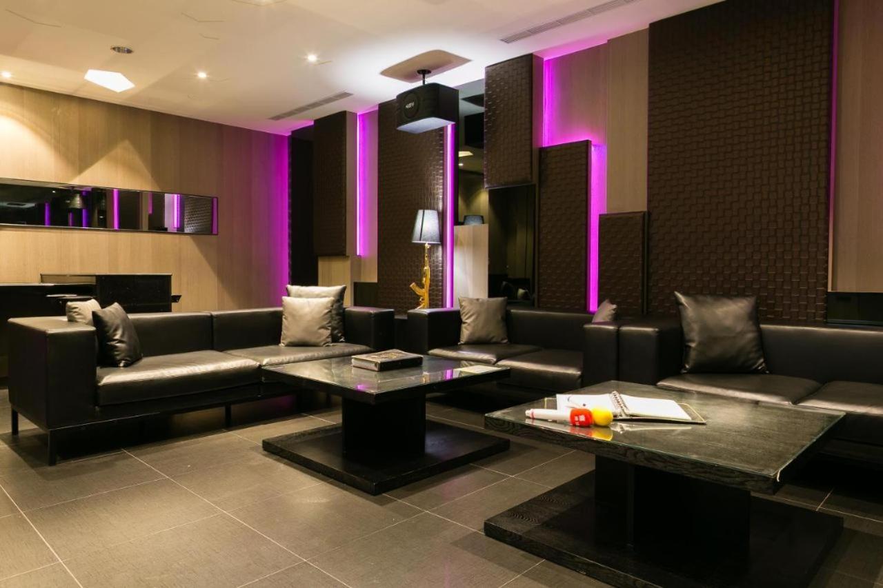M Hotel Caotun Extérieur photo