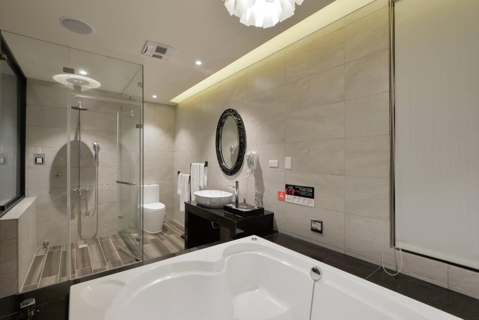 M Hotel Caotun Chambre photo