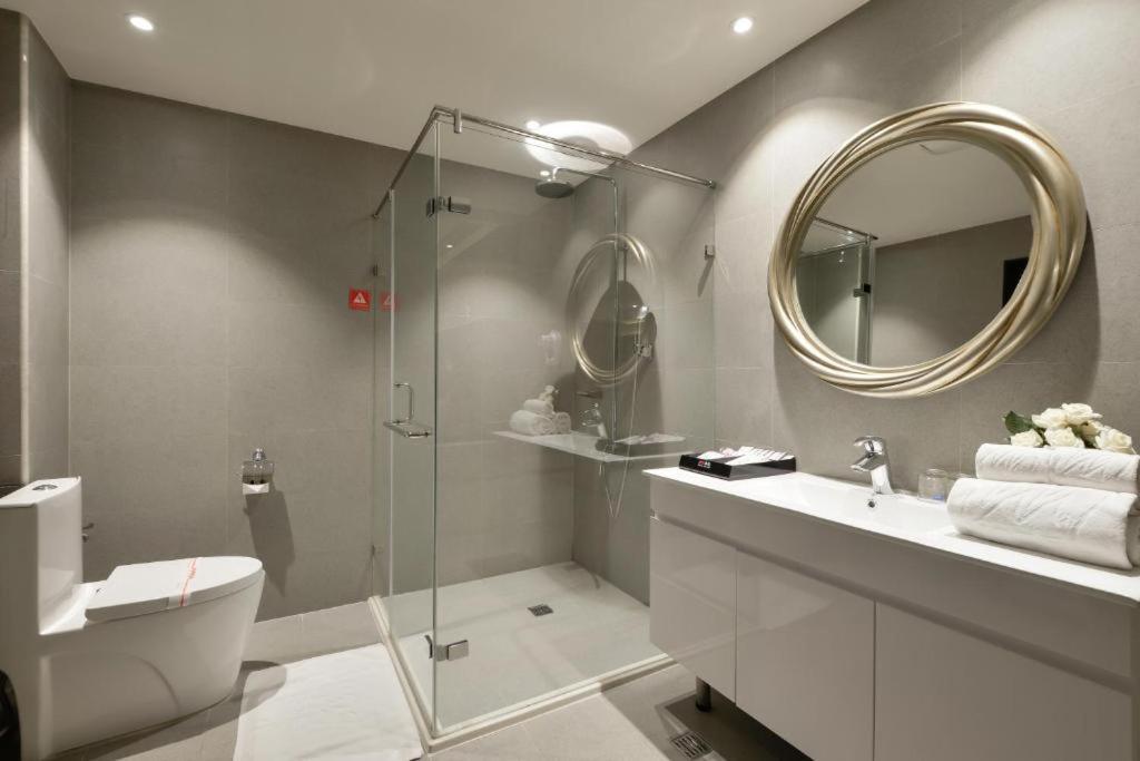 M Hotel Caotun Extérieur photo